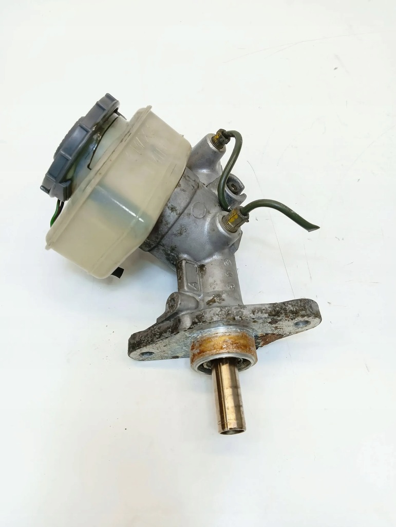 фото №5, Honda legend ii coupe ka8 1994 главный цилиндр тормоза 3,2 бензин c32a2