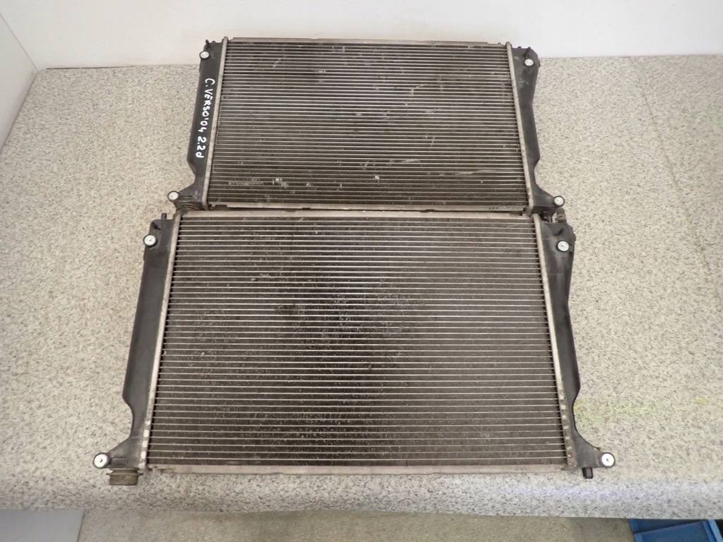 фото №8, Toyota corolla verso 04- 2.2 d радиатор wody