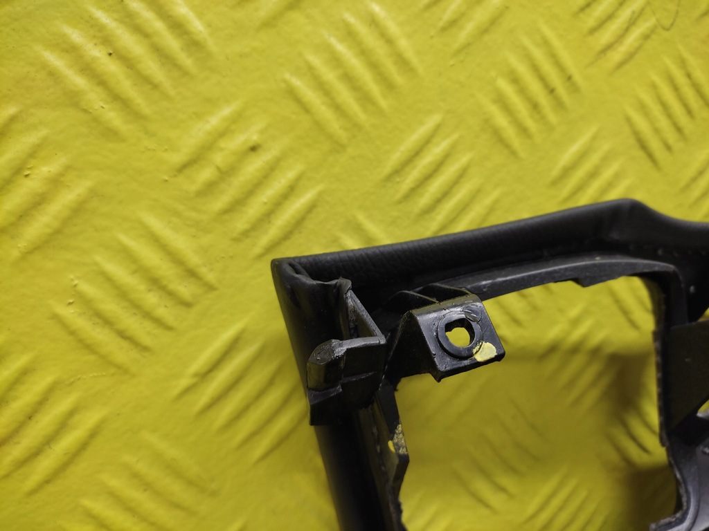 фото №5, Mercedes w203 захист консолі a2036802487