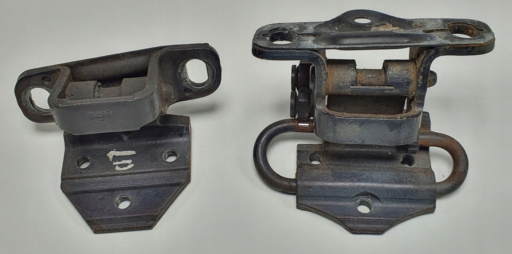 фото №1, Петли дверь левый перед volvo v90 i пара