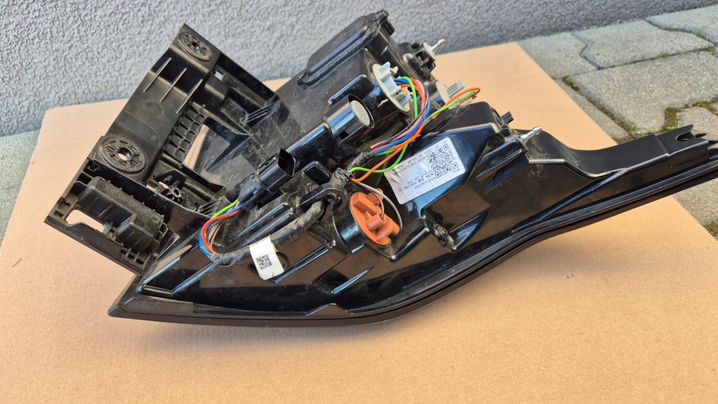 Фара задня led лівий задні kia sportage v 5 2021- оригінальний номер 92401-r2000 європа оригінал. Ціна