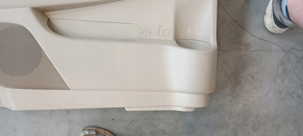 фото №7, Nissan quest обшивка дверь левый перед