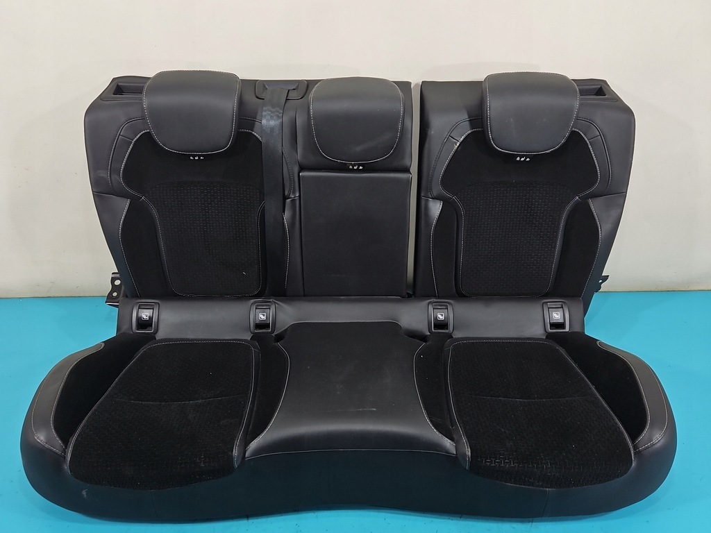 фото №1, Заднє сидіння задня сидіння задній напівшкіра renault megane iv