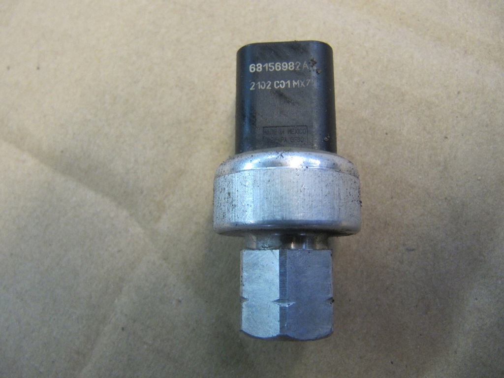 фото №10, Chrysler town country 11 датчик кондиционер давления кондиционера grand caravan