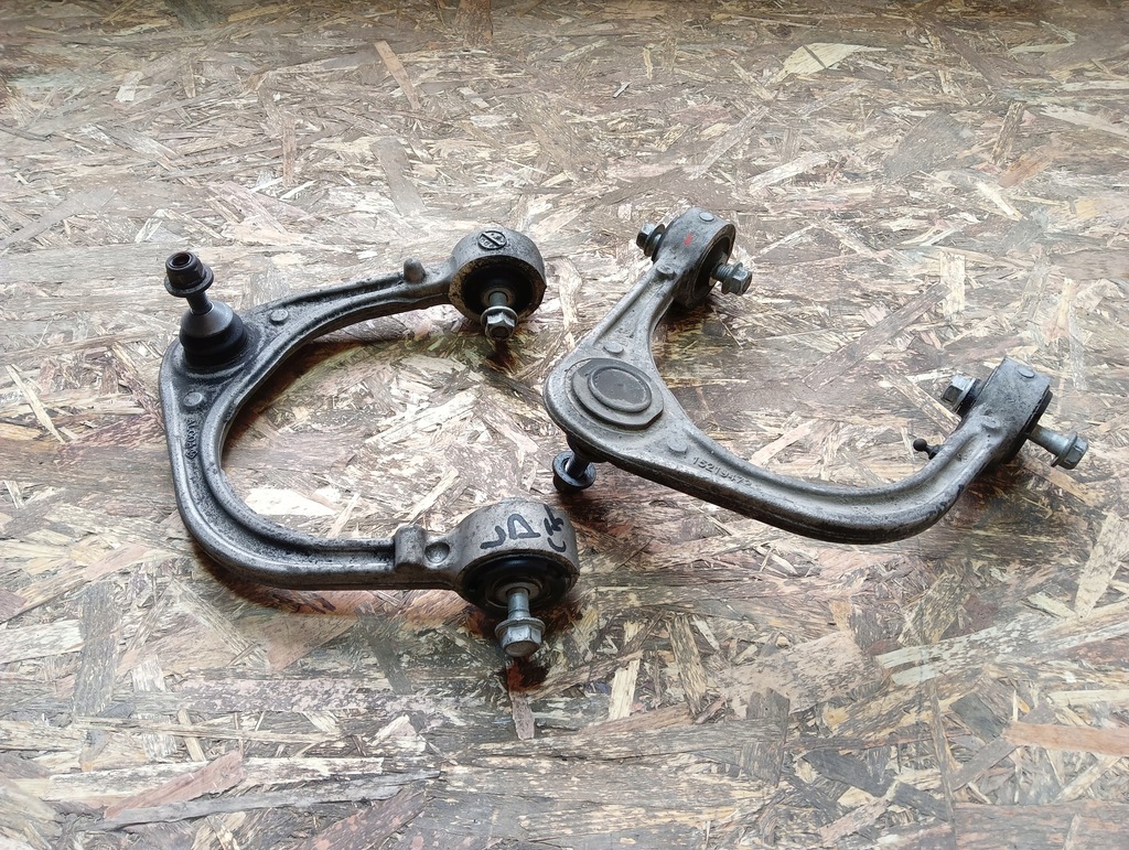 фото №1, Cadillac cts ii 3.6 важіль перед верхній 15219471