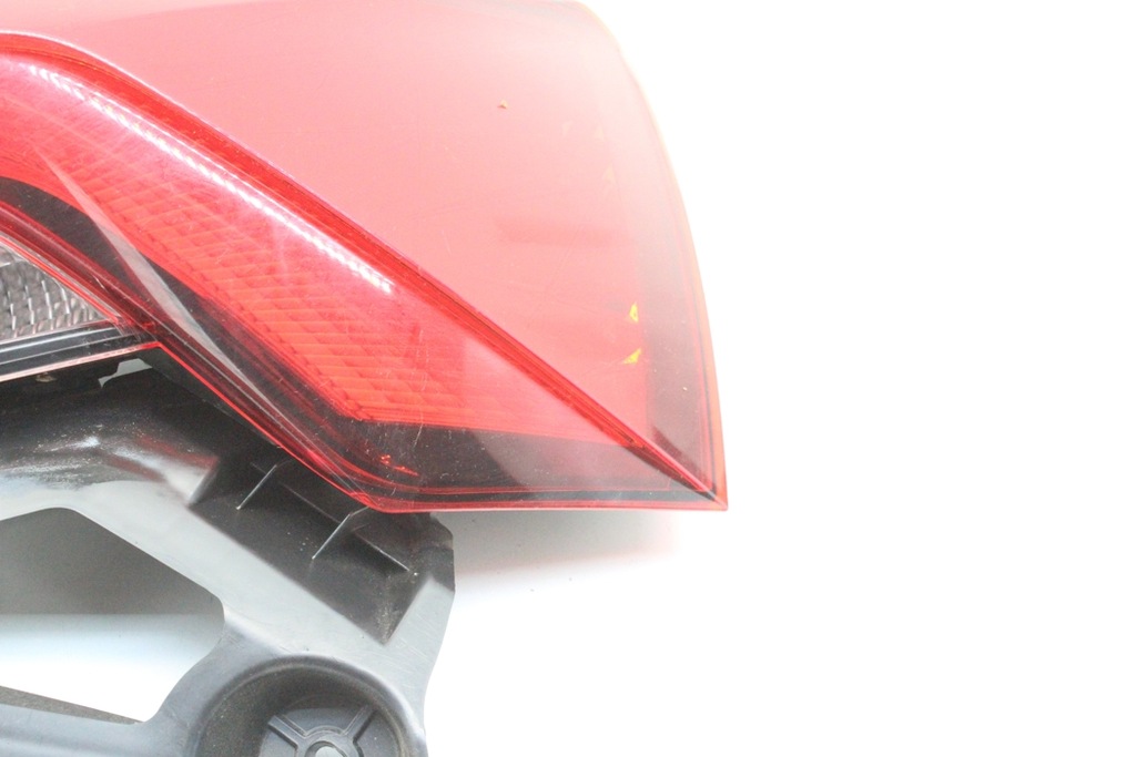 фото №10, Лампа права задня skoda scala 657945096 1.0l бензиновий 85kw 2024