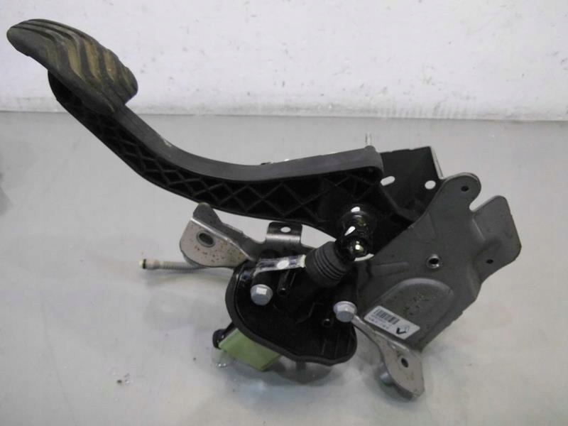 фото №1, Педаль зчеплення scenic iv 1.5 dci 465039052r