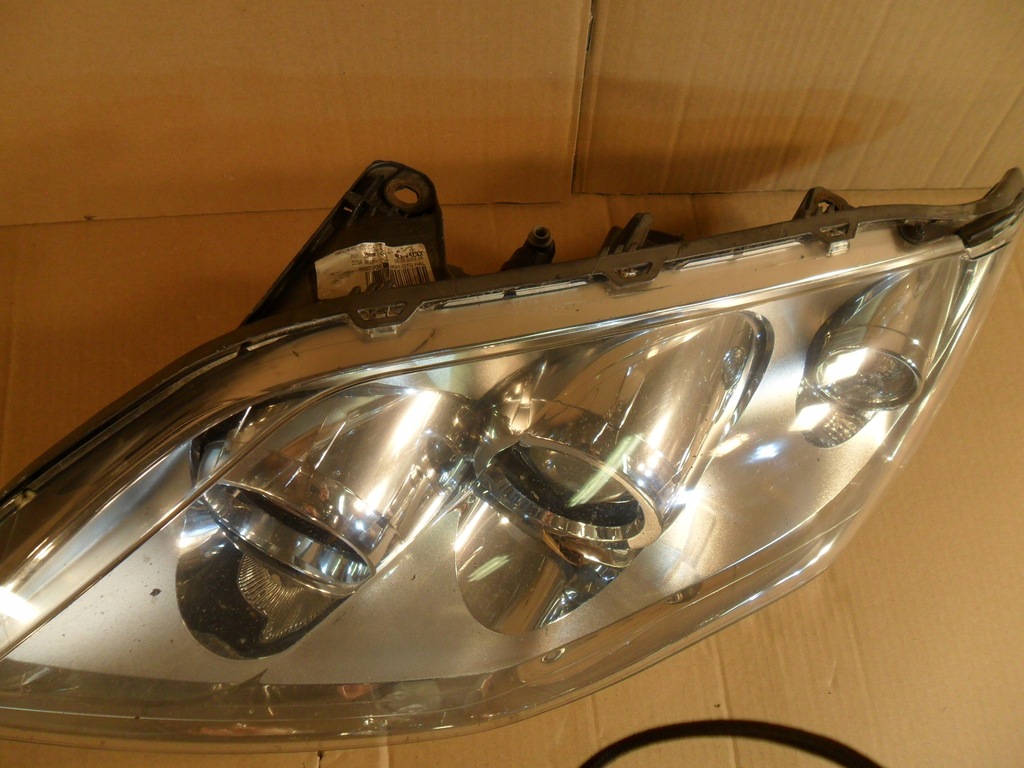 фото №8, Лампа ліва перед renault renault laguna iii 260600032r