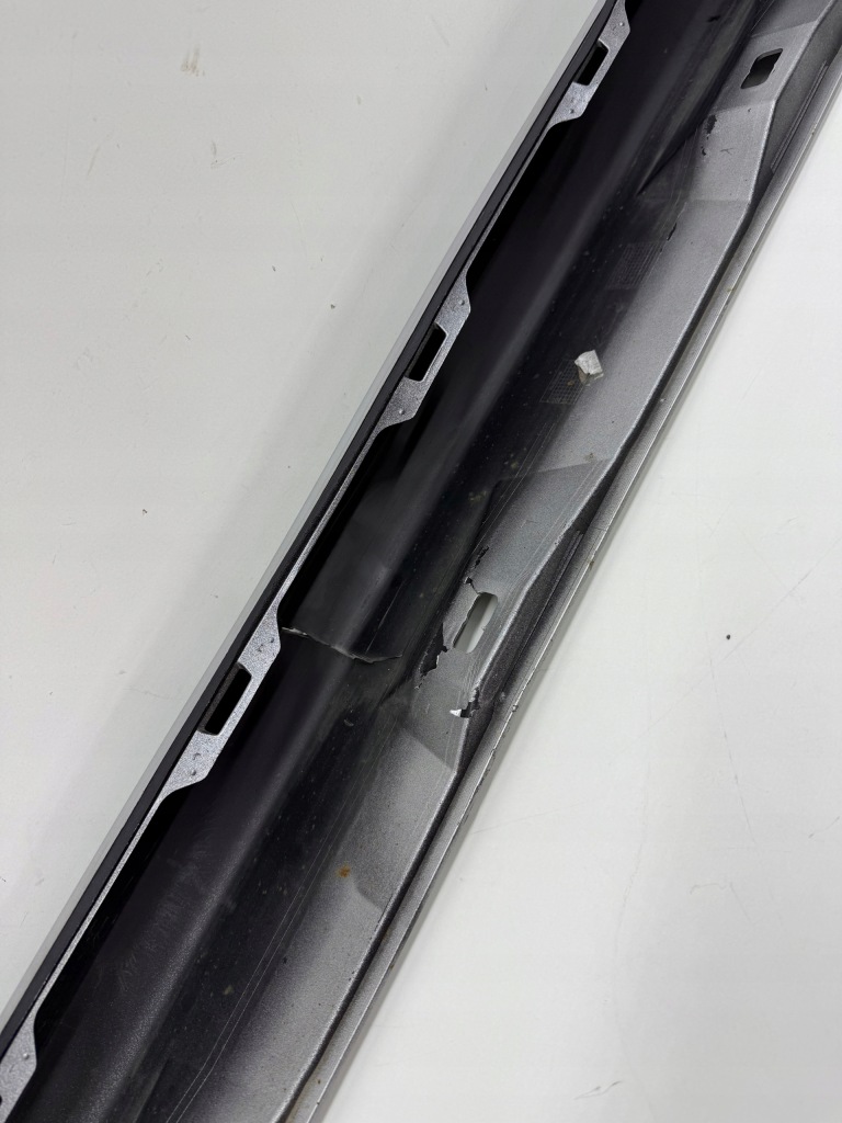 фото №13, Audi a6 s6 c7 молдинг накладка порог порог правая цвет lx7w серебристая s-line