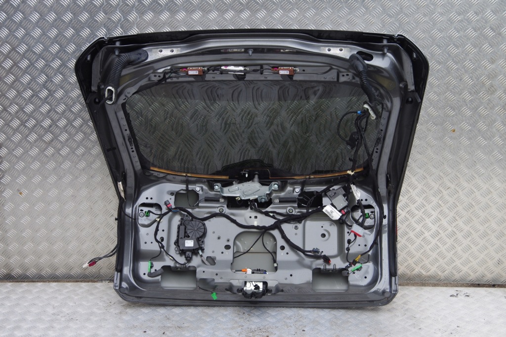 Крышка багажника багажника jaguar e-pace x540 corris grey Недорого