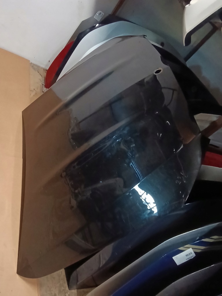 Купити Mercedes 238 капот