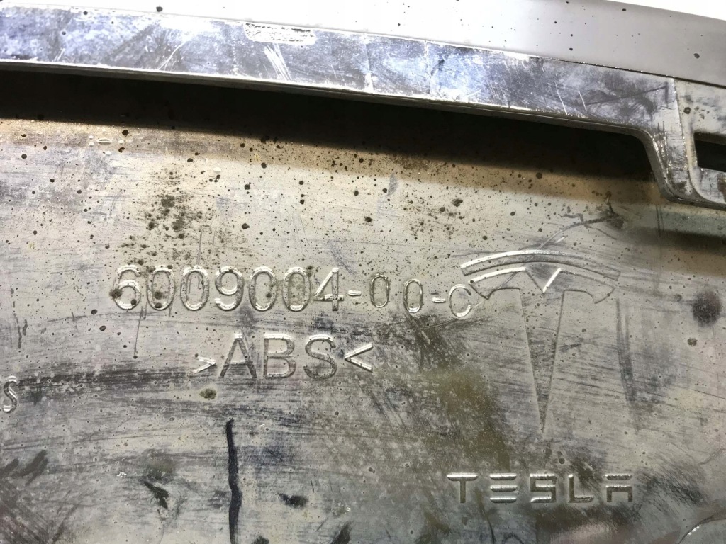 Tesla s 12-16 спойлер молдинг хром бампера задня 6009004-00-c Зі Шроту