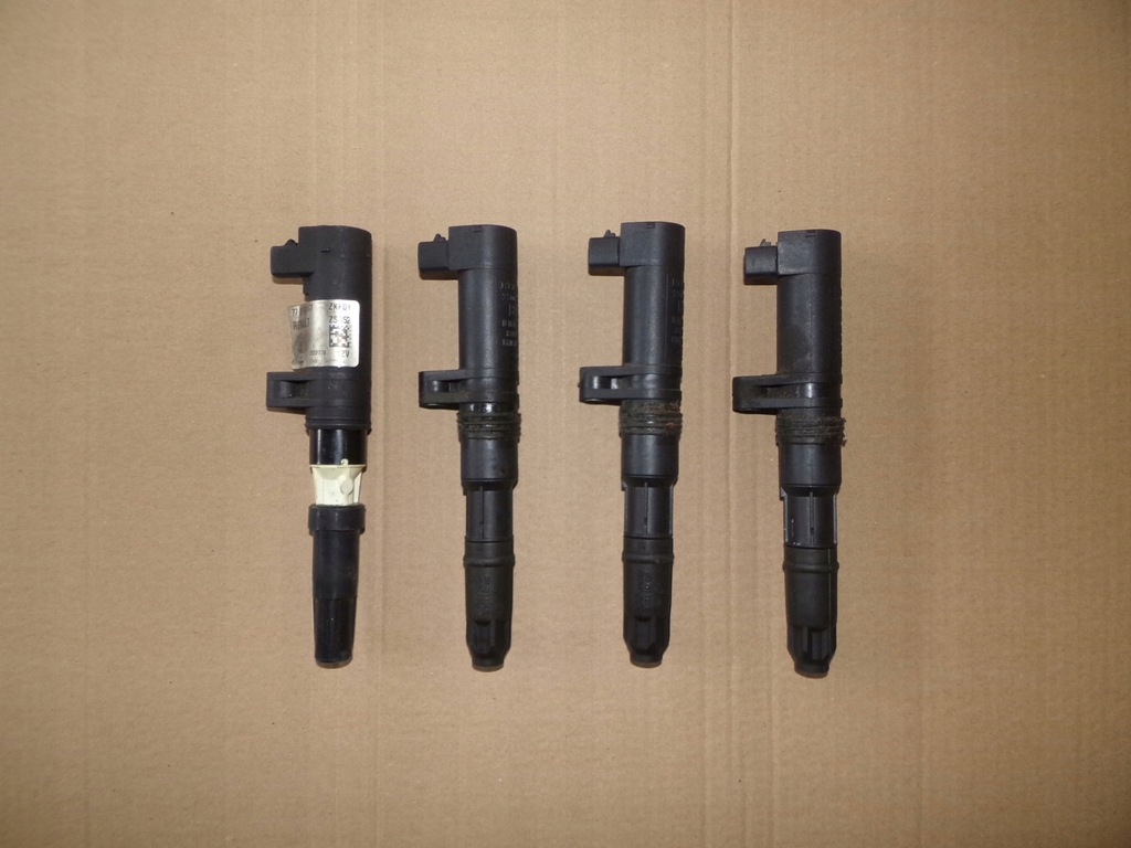 фото №1, Катушка зажигания 8200568671 scenic megane ii 1.6