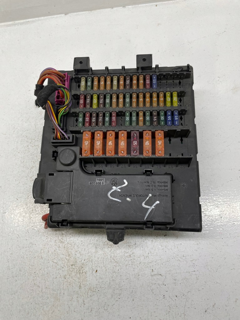 фото №1, Модуль коробка предохранителей bmw 8378113