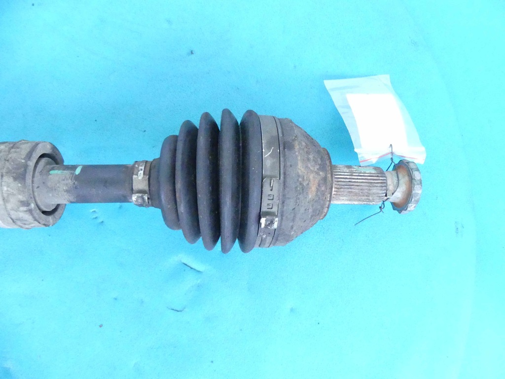 фото №2, Приводной вал левая skoda rapid 1.6 tdi