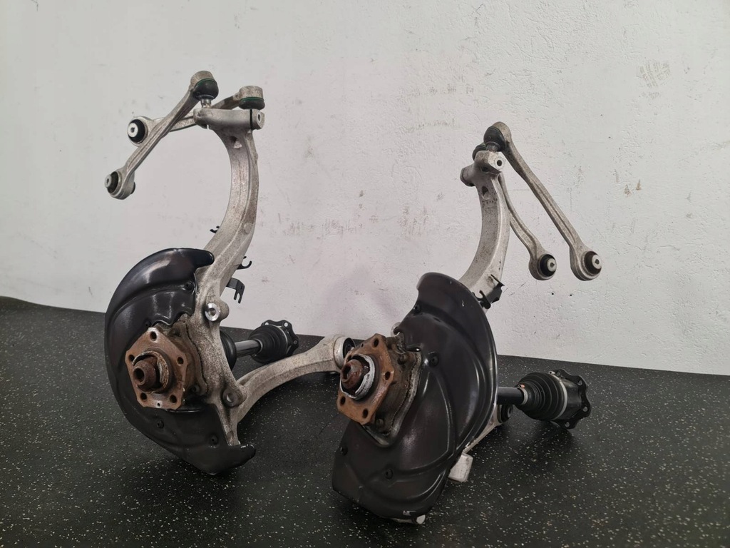 фото №4, Vw touareg iii cr7 760 - поворотный кулак левая lub правая полный