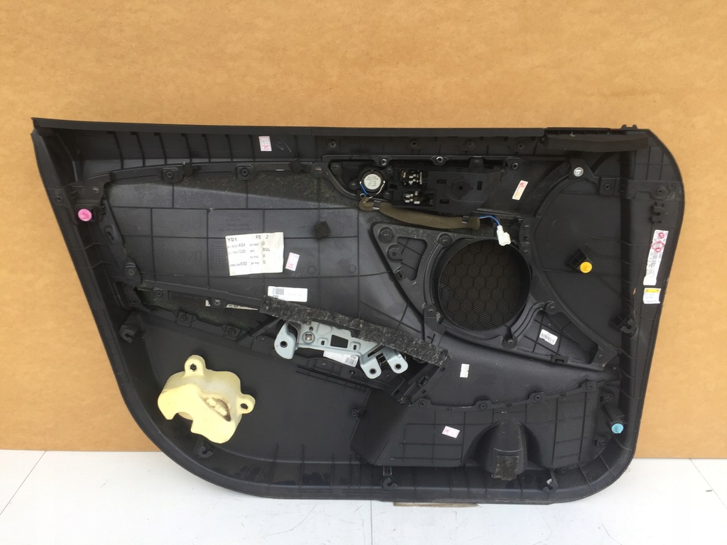 фото №5, Hyundai veloster обшивка оббивка правий перед