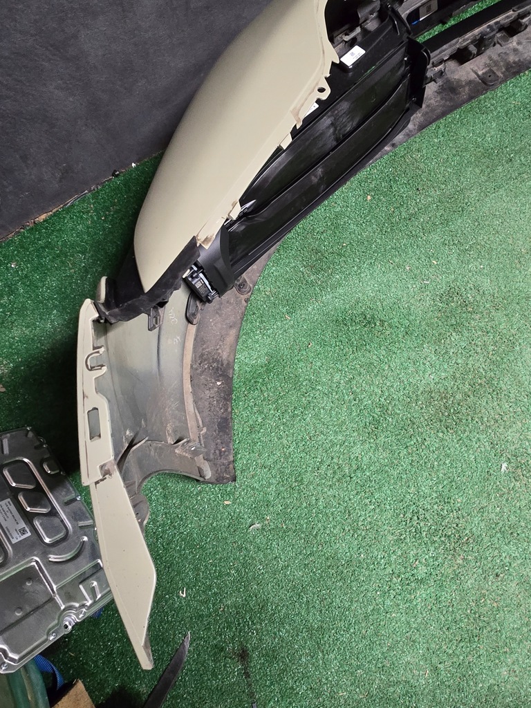 фото №9, Бампер перед передний porsche taycan 9j1 turbo