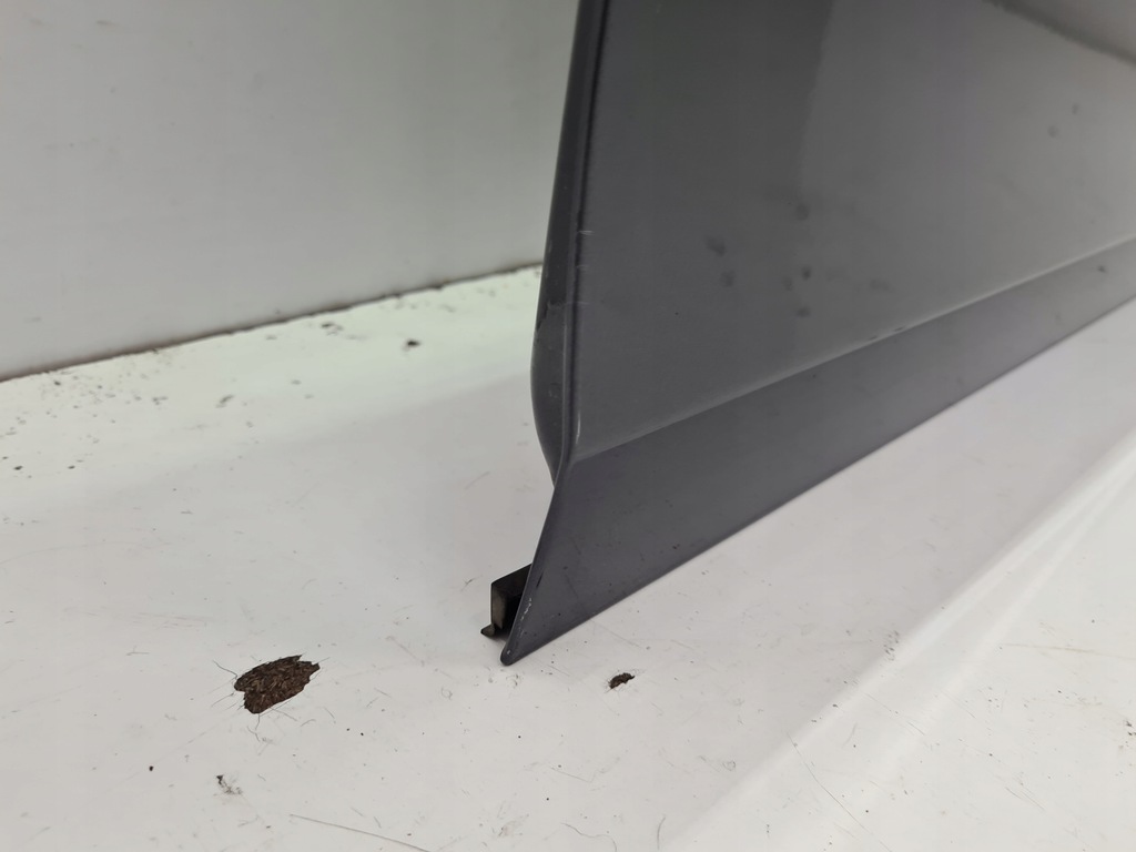 фото №7, Mercedes w204 дверь правый перед 755