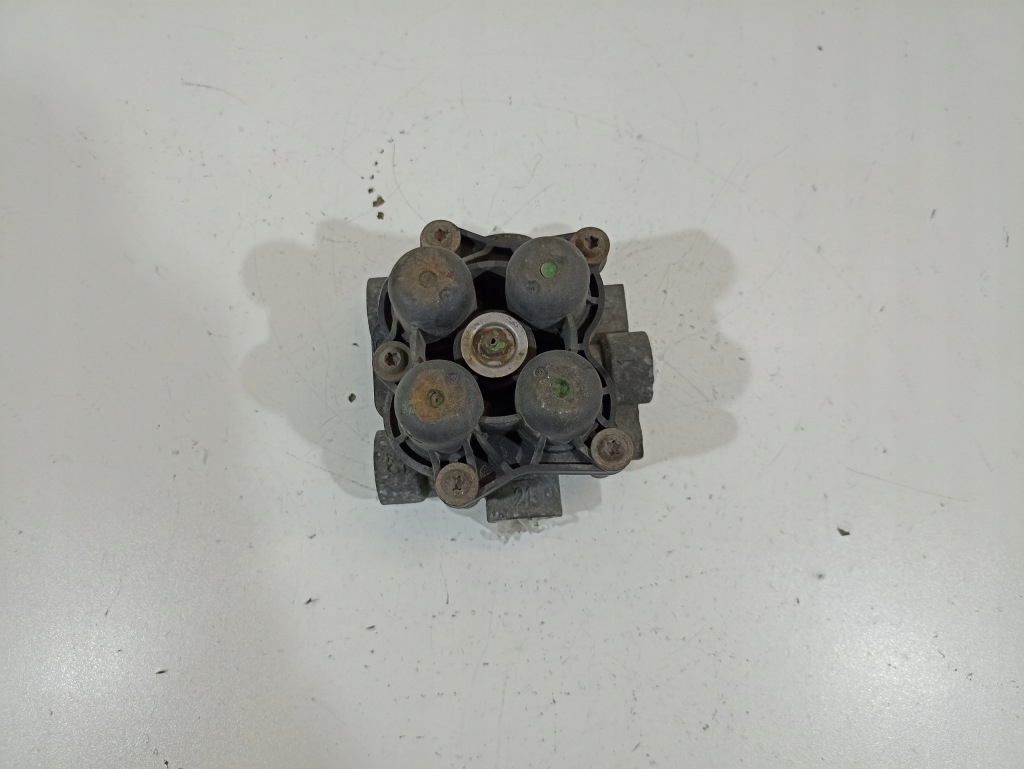 Купить Клапан воздуха man tgx tga 113746025