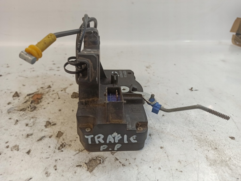 фото №8, Renault trafic ii замок дверь правый передний 8200042171 91166234