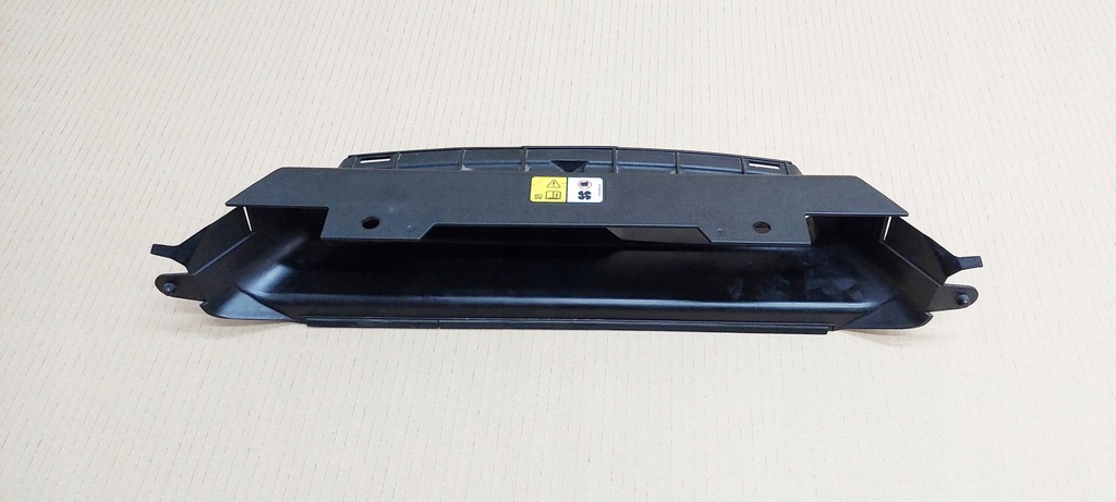 фото №1, Воздуховод воздуха land rover velar l560