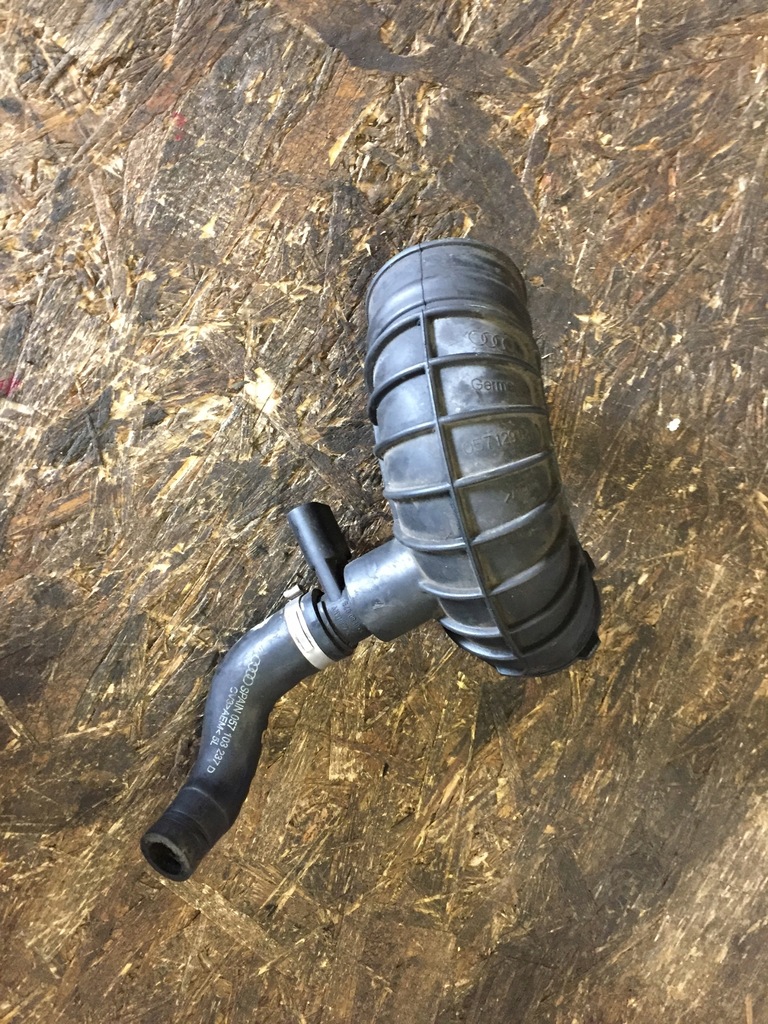 фото №1, A8 d3 4.2 tdi труба шланг повітря 057129627d