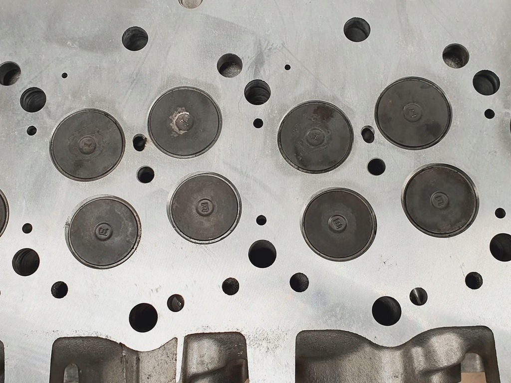 фото №13, Головка двигуна mitsubishi pajero 3.2 did 41-b1