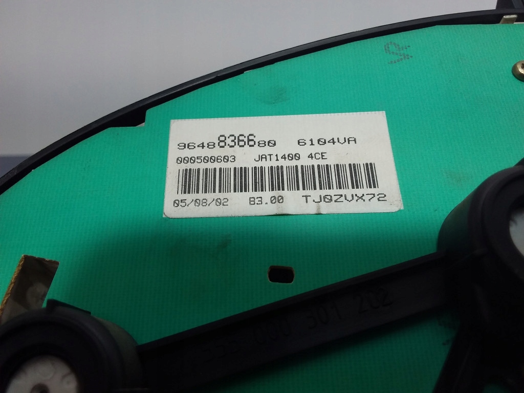 Peugeot 206 1 1.4b панель приборы европа  9648836680 Киев