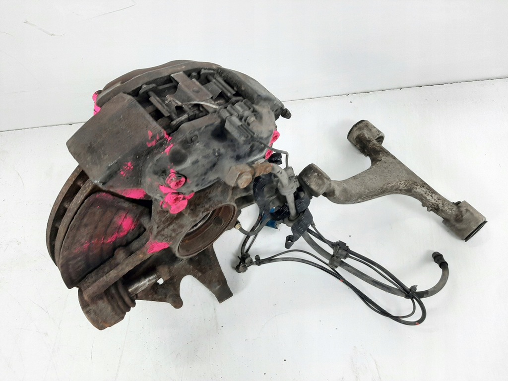 фото №11, Mercedes w163 ml430 00r поворотный кулак суппорт рычаг правый перед