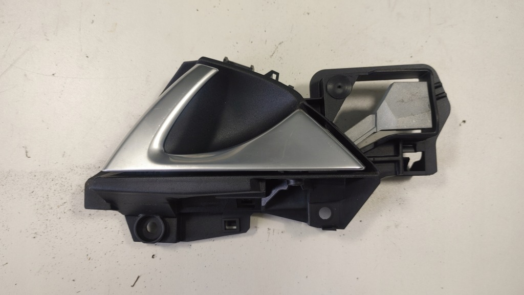 Купити Citroen ds5 ручка двері внутрішня права перед 9688506377