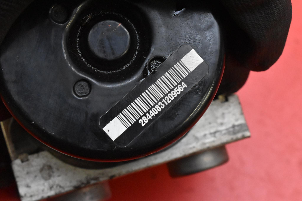 Насос abs 13440100 opel zafira c 1.6 cdti 120km 12-16 Доставка