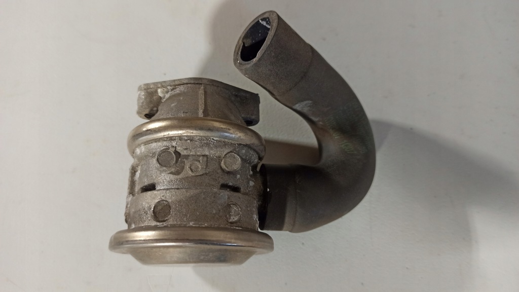 фото №1, Клапан egr porsche cayenne 94811320351