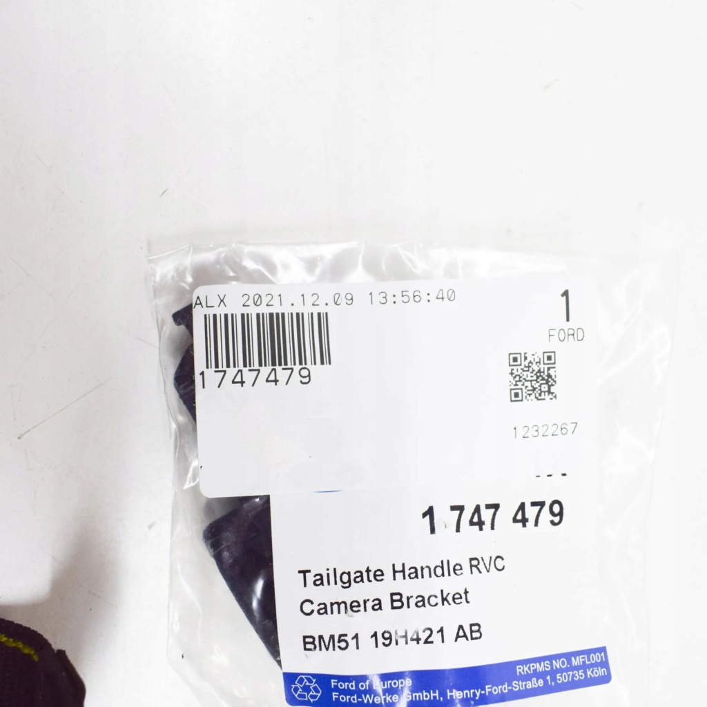 фото №7, Кронштейн камеры заднего вида ford focus kombi mk3 c346 2629663 оригинальный