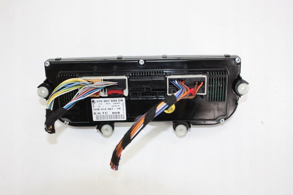 фото №7, Панель кондиционера 3t0907044cr skoda yeti lift