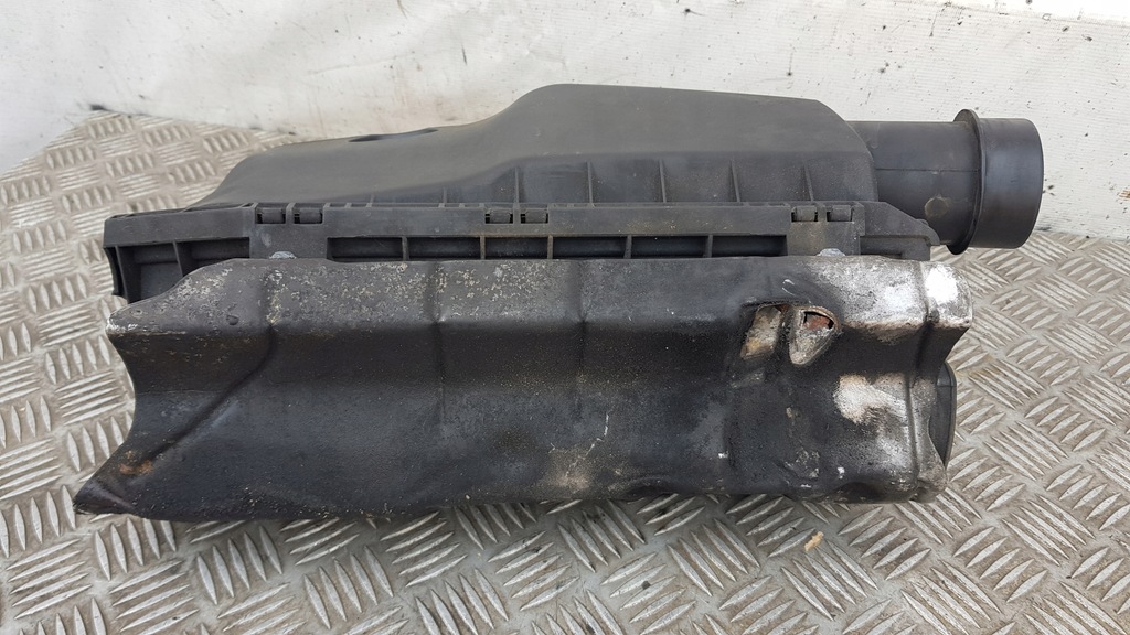 фото №9, Mercedes-benz оригінальний номер a0000945568 корпус фільтра повітря