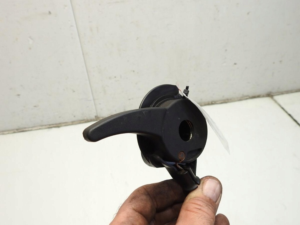 фото №5, Ручка трос открывания капот mercedes w220