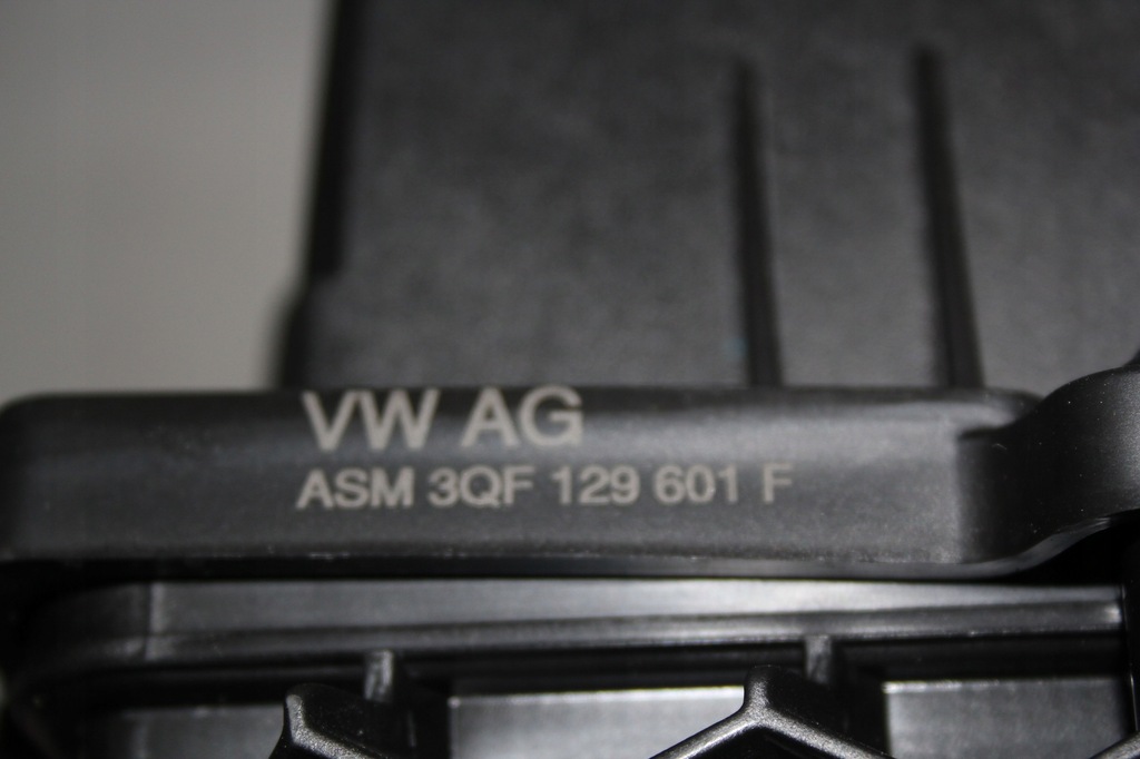 фото №7, Корпус фильтра воздуха vw atlas 3.6 3qf129601f