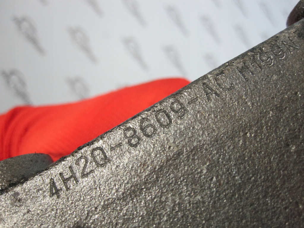 Land rover discovery 2.7 d 276dt 190km кронштейн вентилятора 4h2q-8609-ac в Україні