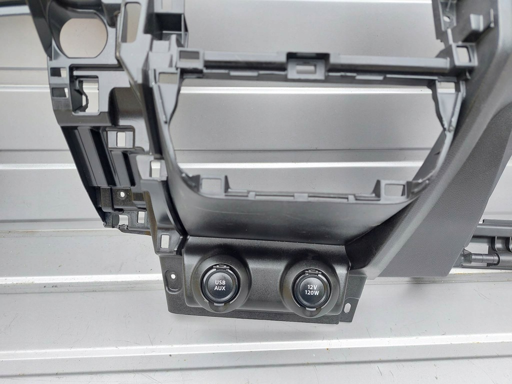 фото №5, Suzuki swift mk8 консоль dół