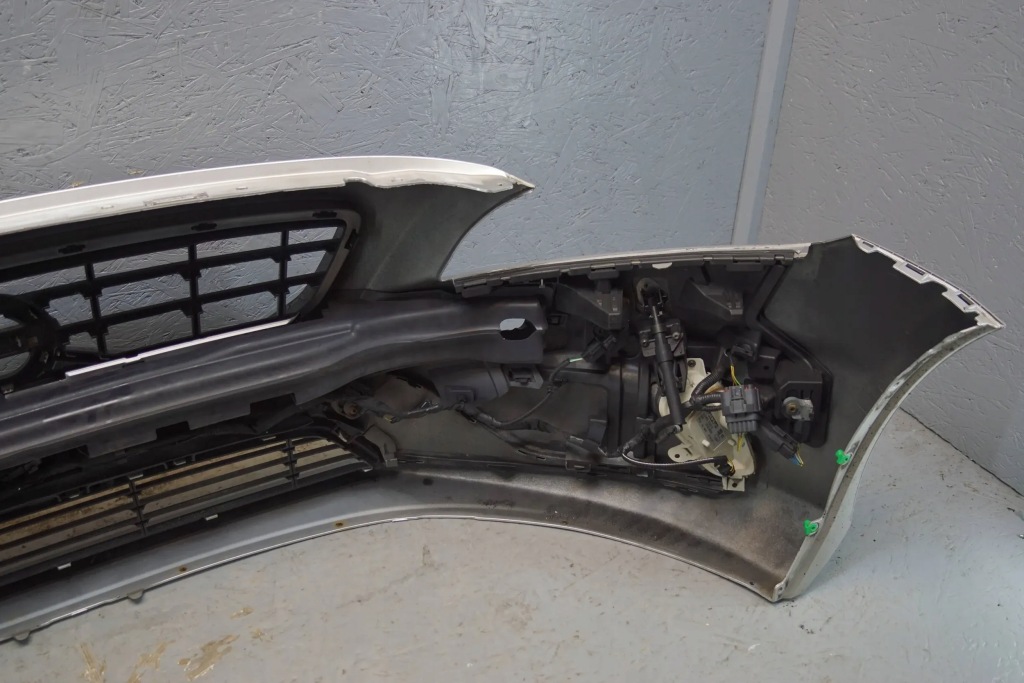 Бампер перед volvo v40 ii r-design sppryski 711-16 z1565 Киев