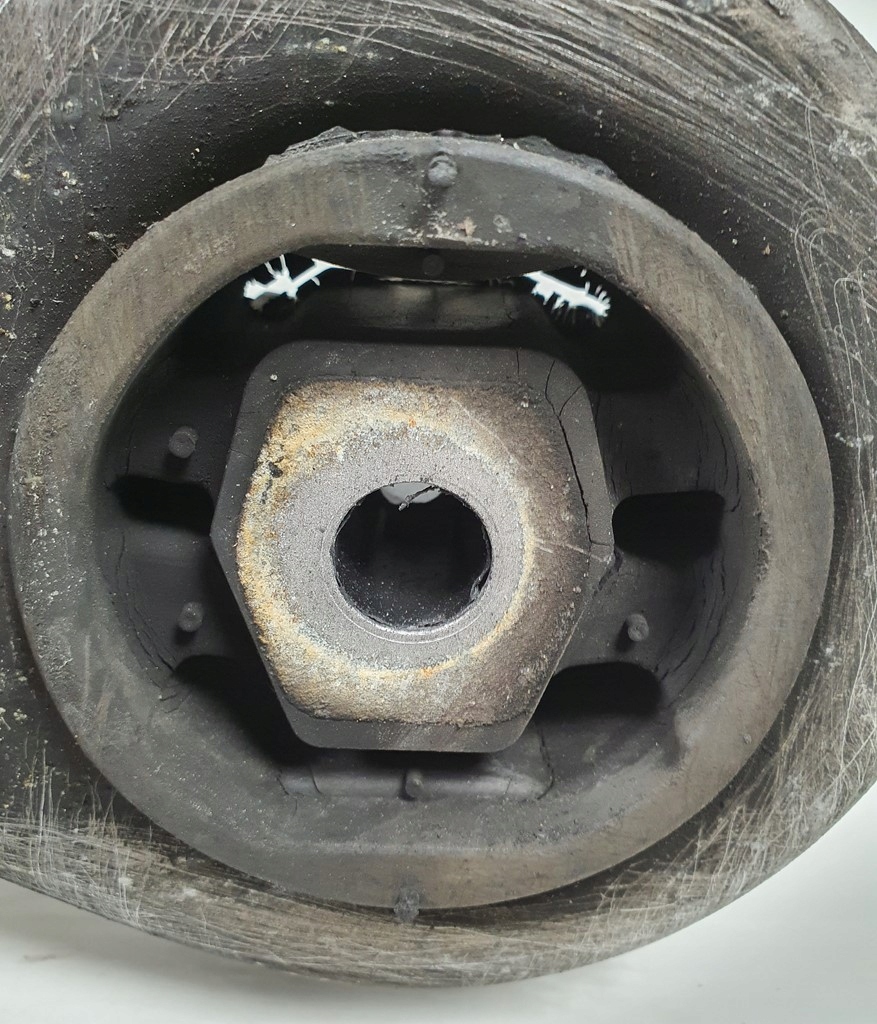 Підрамник підрамник балка поперечина задній mercedes w221 3.5 v6 Київ