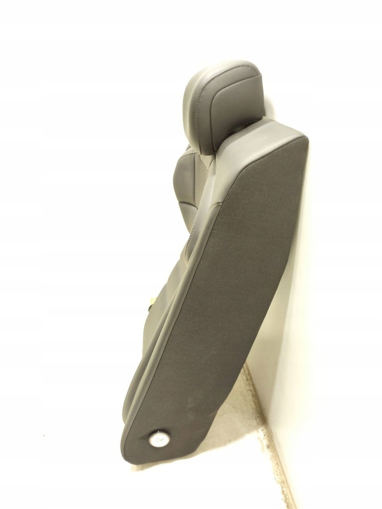 фото №5, Porsche taycan 9j1 2023 сидіння задній