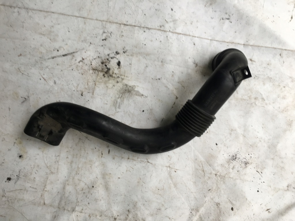 фото №1, Труба впуск воздухозаборник воздуха renault clio iv 165556691r