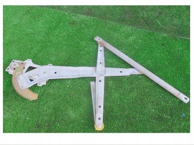 фото №1, Isuzu trooper monterey підйомник скло правий перед