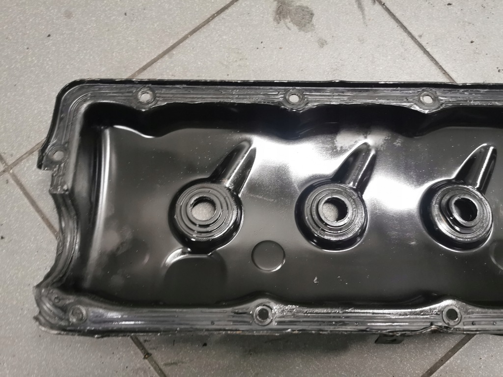 фото №7, Крышка клапанов audi a8 d2 2.5 tdi 059103470