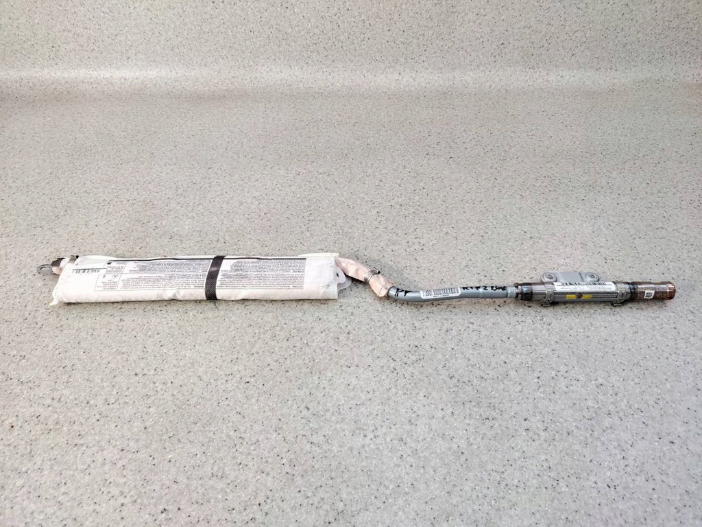 фото №1, Шторка безпеки повітряна подушка безпеки права - mercedes r172 w172 slk - 1728602602