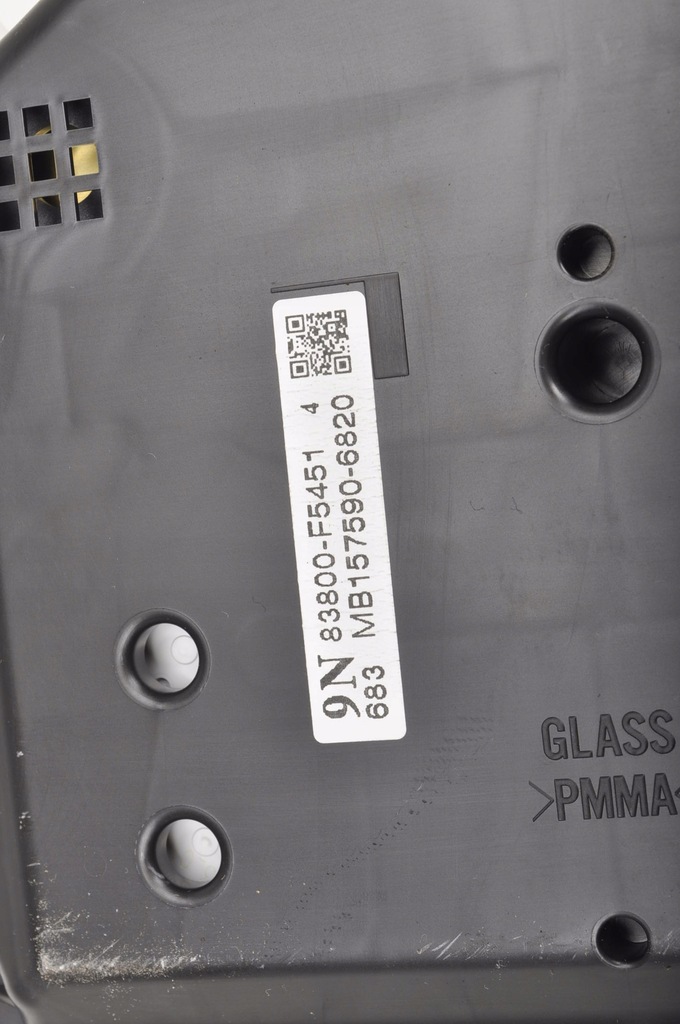 фото №8, Toyota yaris iii 1.5 hybrid счетчик приборы uk