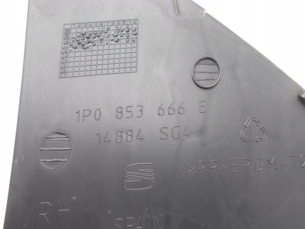 фото №13, Протитуманна фара лівий правий решітка бампера seat leon ii lift 2009-2013 1p0853666e