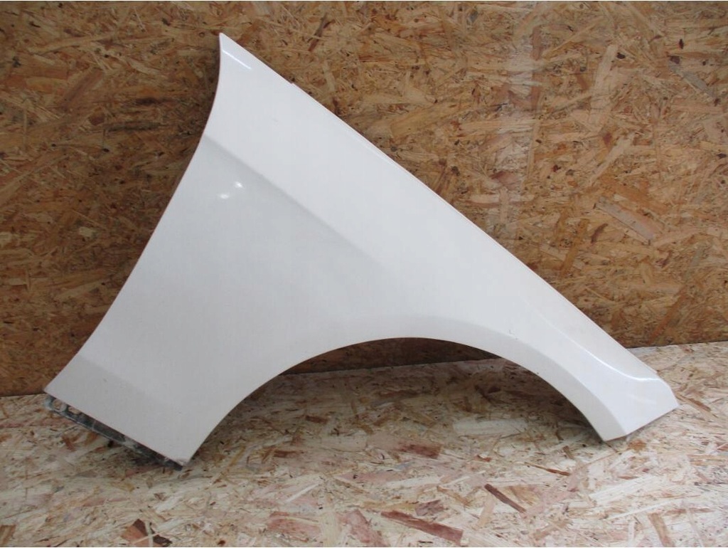 фото №1, Mercedes w212 lift крила правий перед передній